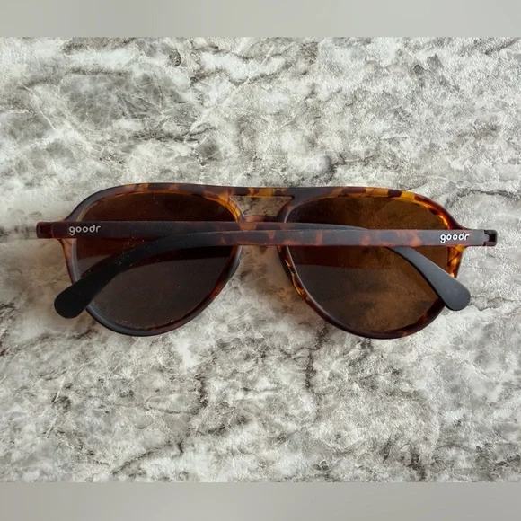 Goodr Mach G Tortoiseshell Men’s Aviator Sunglasses - Brown Lenses - Picture 2 of 8